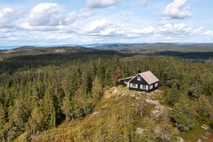 Nå åpner den unike hytta i Nordmarka for alle