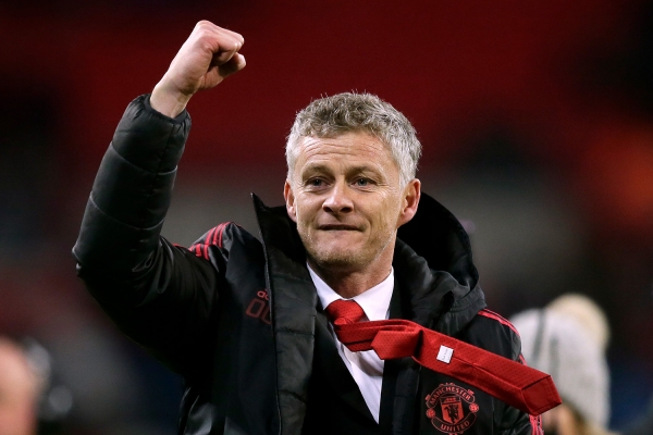 Ole Gunnar Solskjær kan være vanskelig å komme utenom når en permanent manager i Manchester United skal ansettes etter sesongen, mener TV 2-kommentator Øyvind Alsaker. 