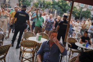 Turistboom tvinger spanjolene vekk fra egne strender